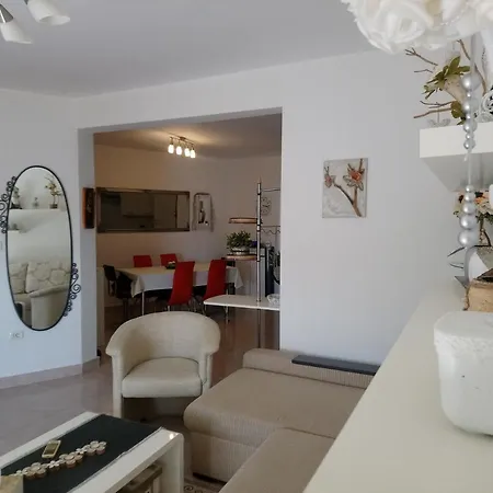 Eco Friendly Apartment Ližnjan Exteriér fotografie