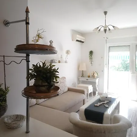 Eco Friendly Apartment Ližnjan Exteriér fotografie